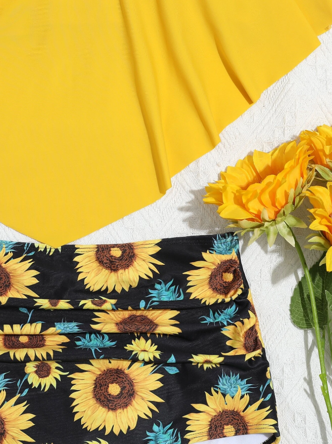Shein multicolor 2 piece tankini for women with removable padding close up view